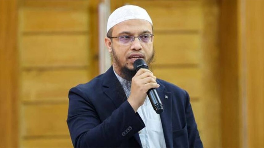 কোরআন অবমাননা: অপূর্বের ‘দৃষ্টান্তমূলক সর্বোচ্চ শাস্তি’ দাবি শায়খ আহমাদুল্লাহর